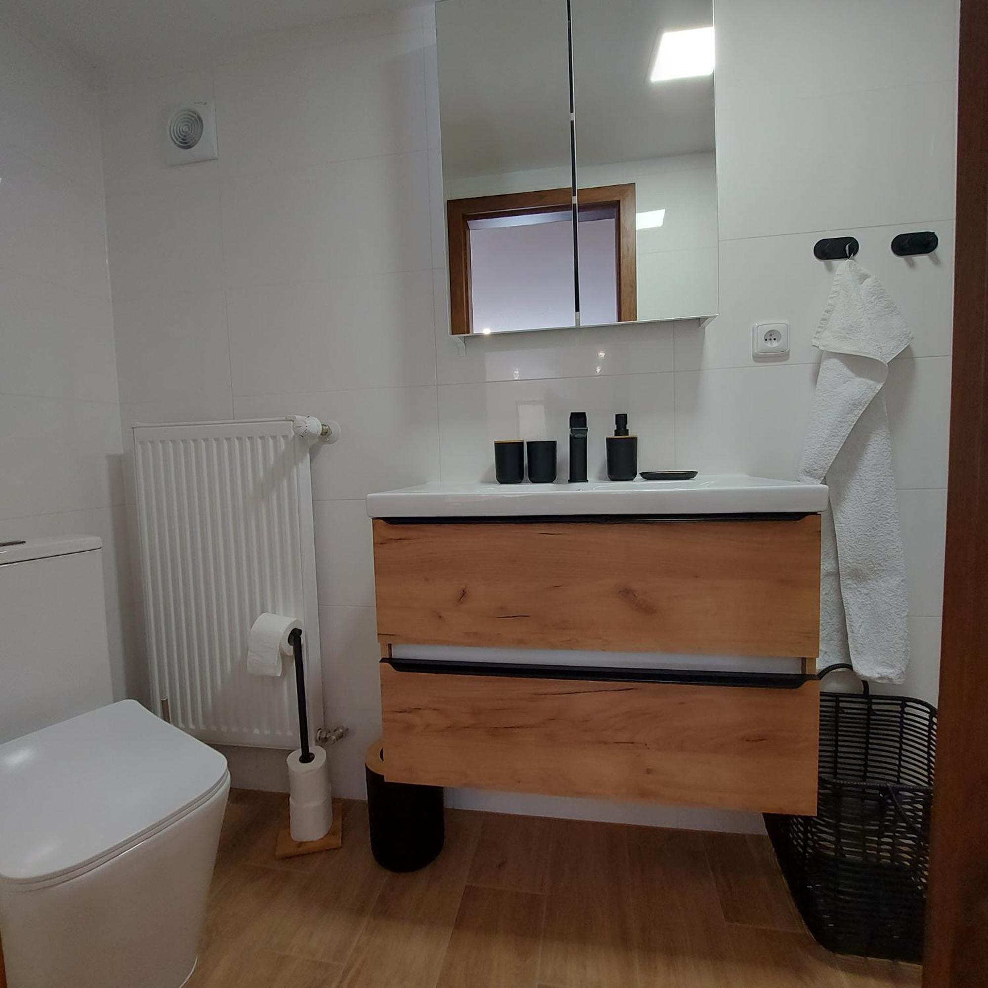 Apartmany Lenka Besenova 104 Bilik gambar